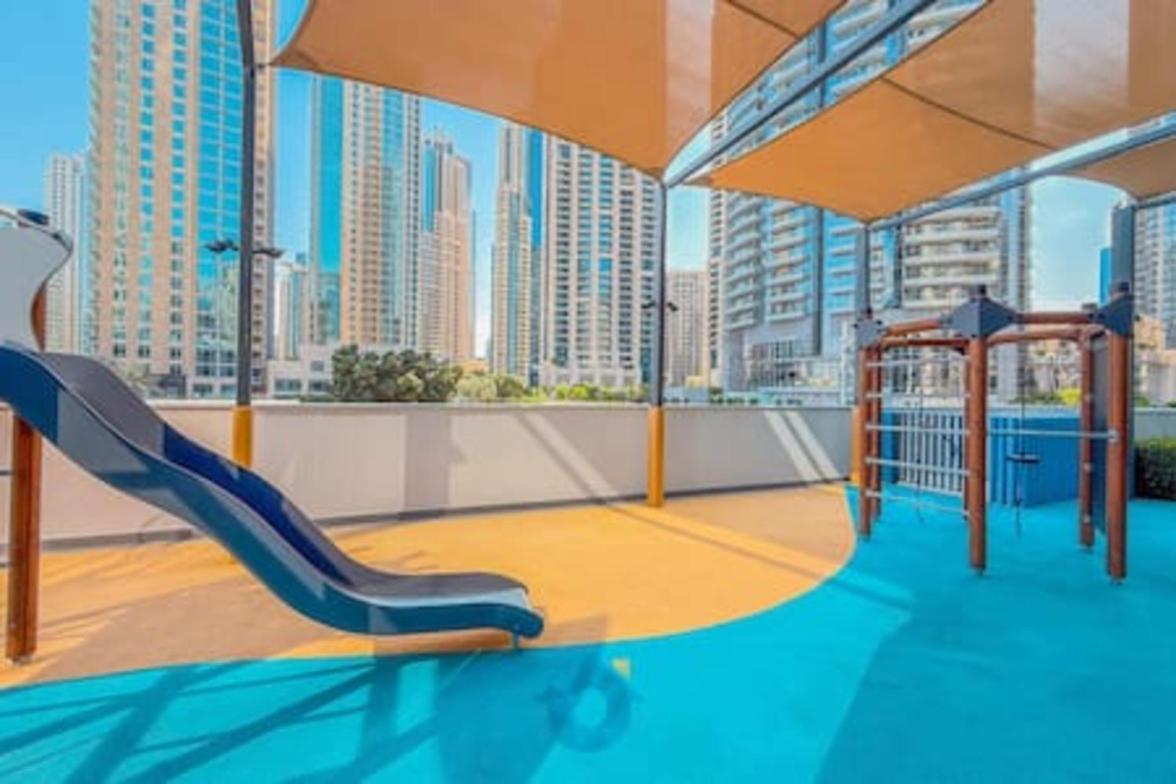 Apartment 5603gr Ultra Modern Two Bedroom In Downtown *