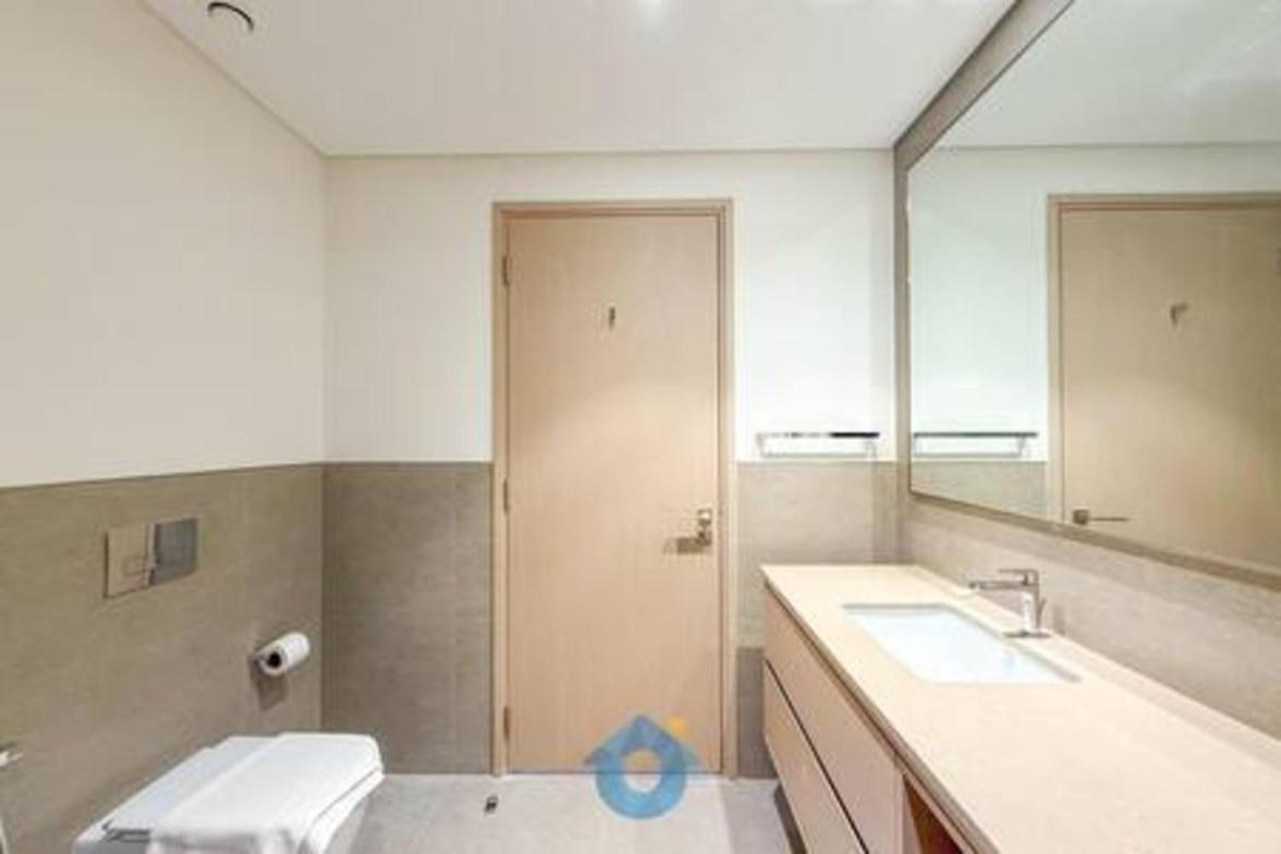 Apartment 5603gr Ultra Modern Two Bedroom In Downtown Dubai