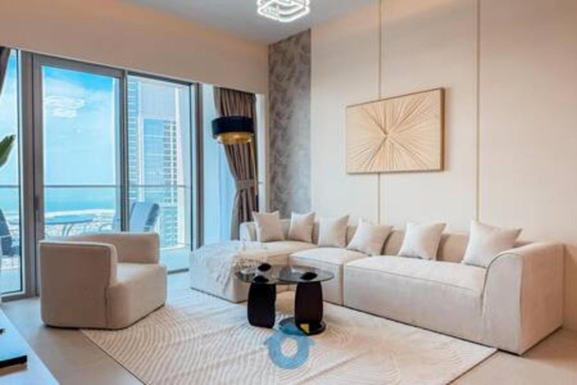 5603gr Ultra Modern Two Bedroom In Downtown
