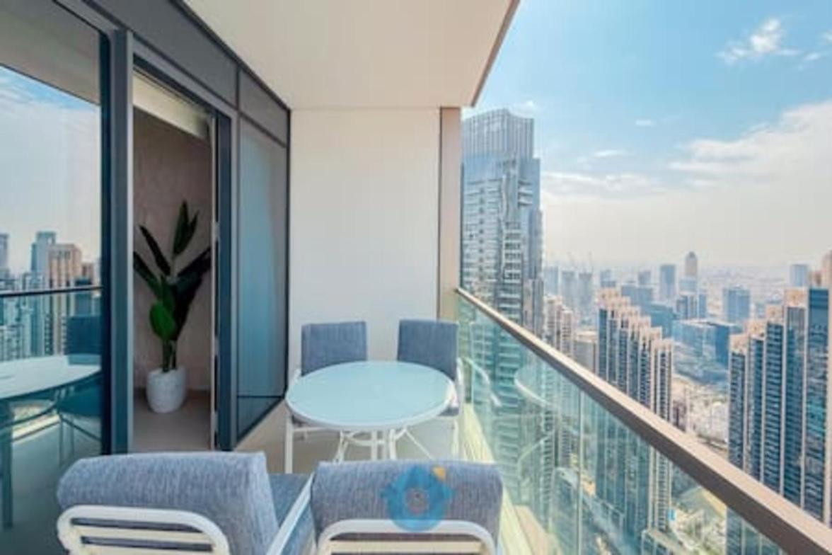 Apartment 5603gr Ultra Modern Two Bedroom In Downtown *